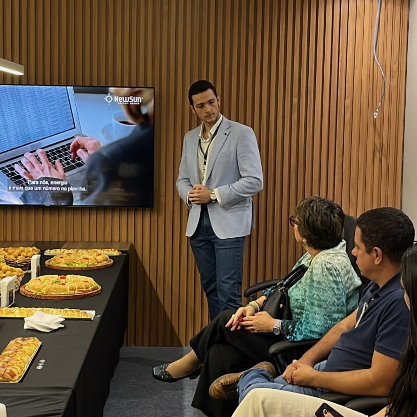 E591679D-4EF5-4708-8B3D-6812B6D31942 E591679D-4EF5-4708-8B3D-6812B6D31942